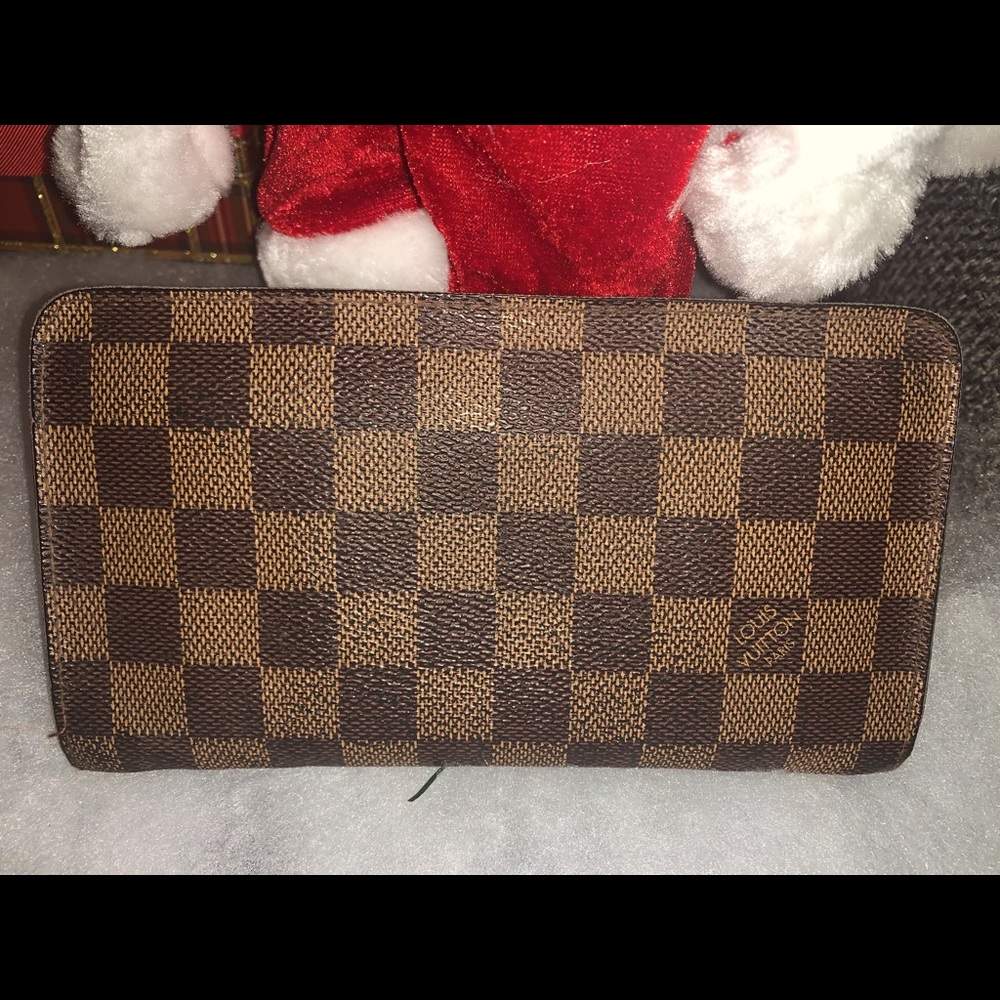 ❌❌SOLD❌❌Louis Vuitton Damier Ebene Zippy Wallet